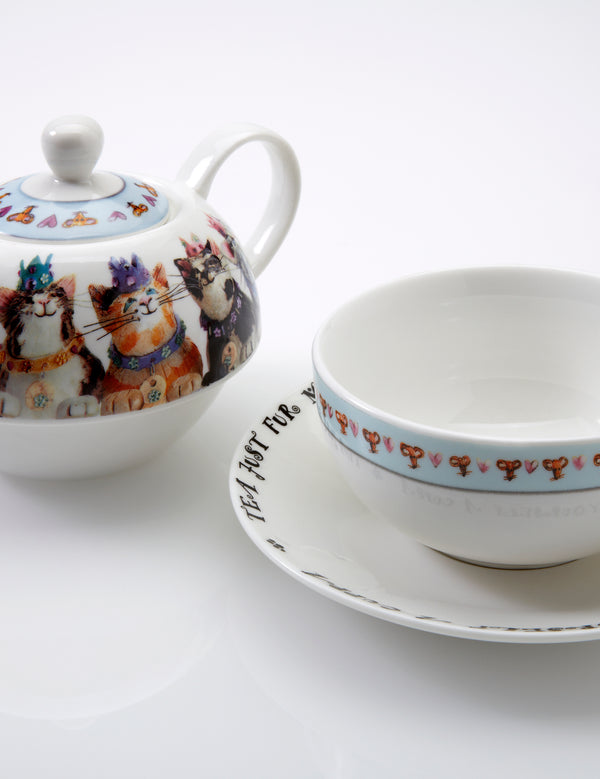 Royal Furmily Pawtraits Teapot and Cup (Tea For One)